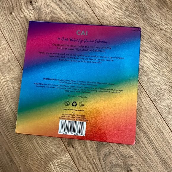 CAI Rainbow Unicorn Baked Eyeshadow Palette NWT - Picture 2 of 4
